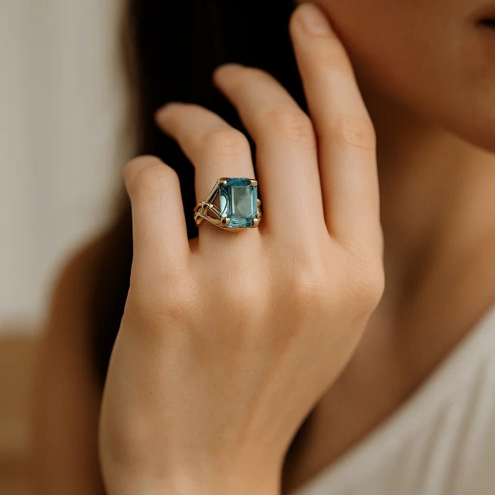 Elise Mode Dames Cocktailring met Blauwe Zirkonia