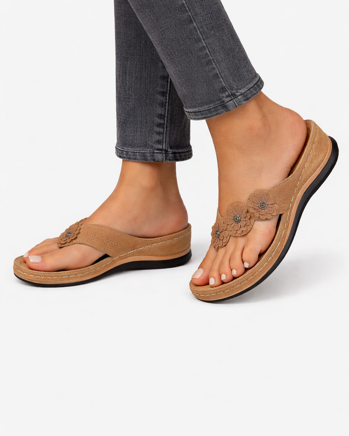 EliseMode Dames Bloemen Sleehak Slippers Instapper in Bruin