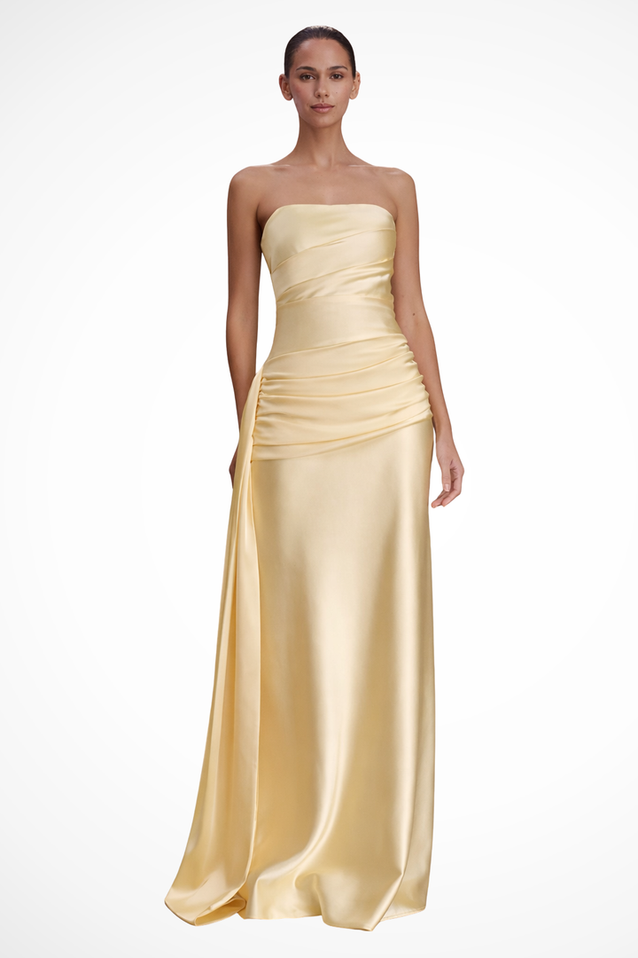 Elise Mode Dames Satijnen Strapless Maxi Jurk in Abrikoos