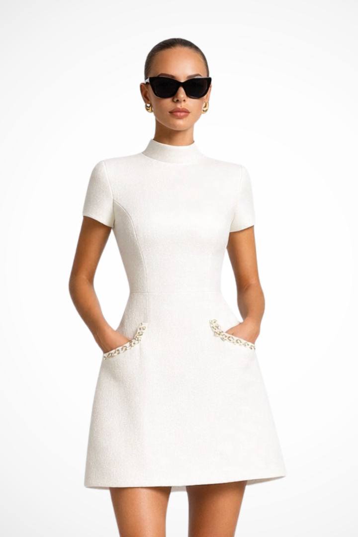 Elise Mode Parel Trim Mini Jurk in Wit