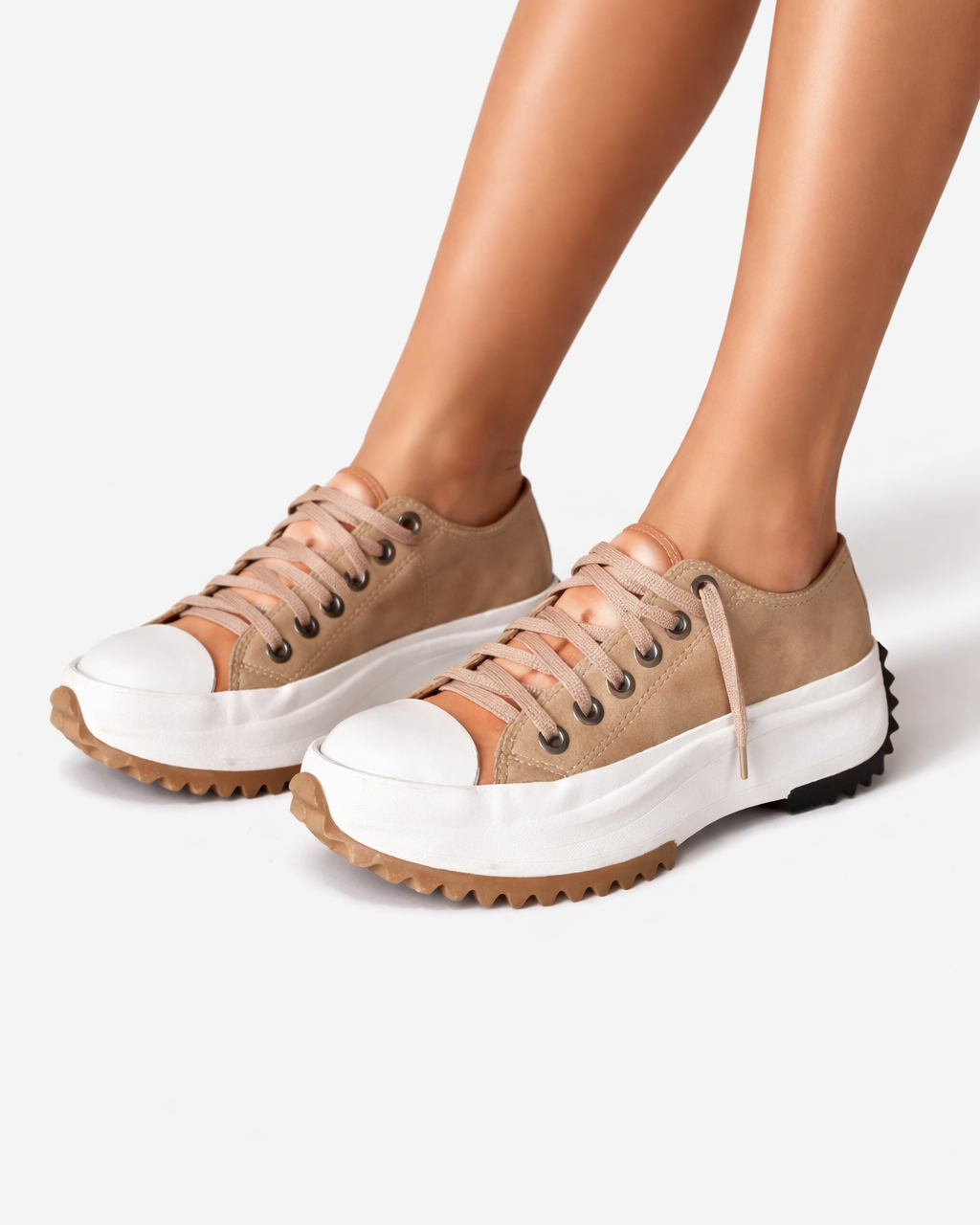 Elise Mode Platform Canvas Sneakers in Bruin