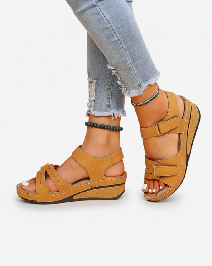 EliseMode Dames Sleehak Sandalen Dubbele Verstelbare Band in Geel