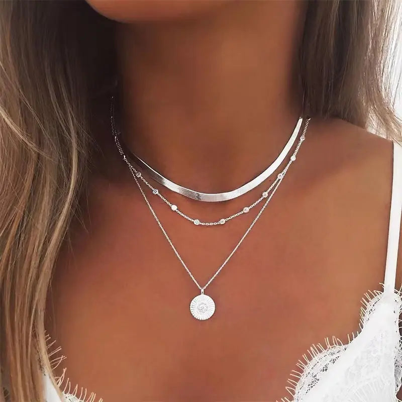 Elise Mode Dames Meerlagige Ketting met Muntje in Zilver