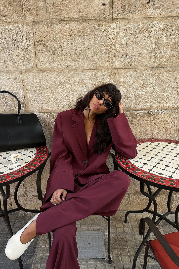 Elise Mode Dames Getailleerde Blazer met Klepzakken