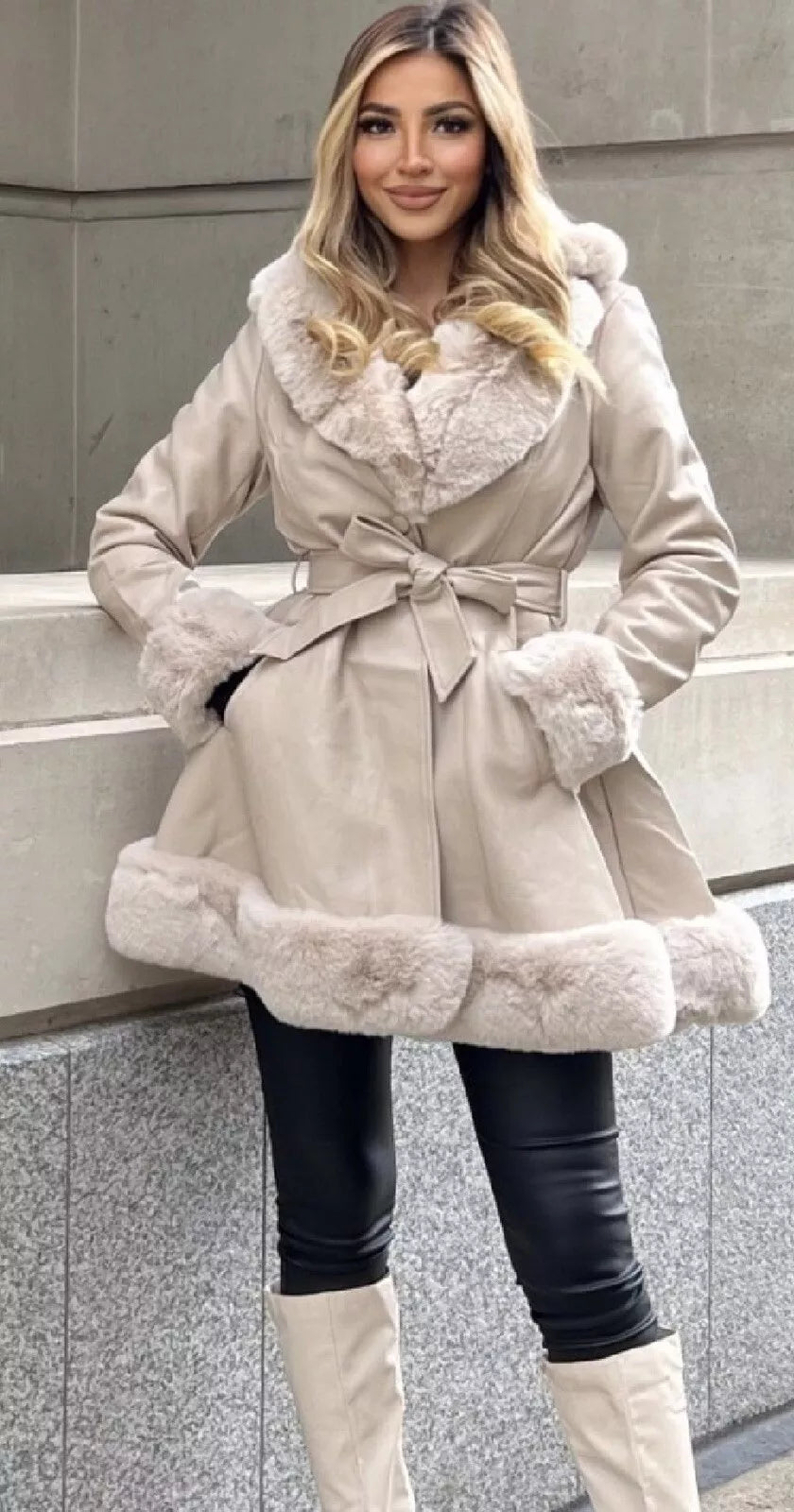 Elise Mode Dames Leren-Look Parka met Bontkraag in Wit