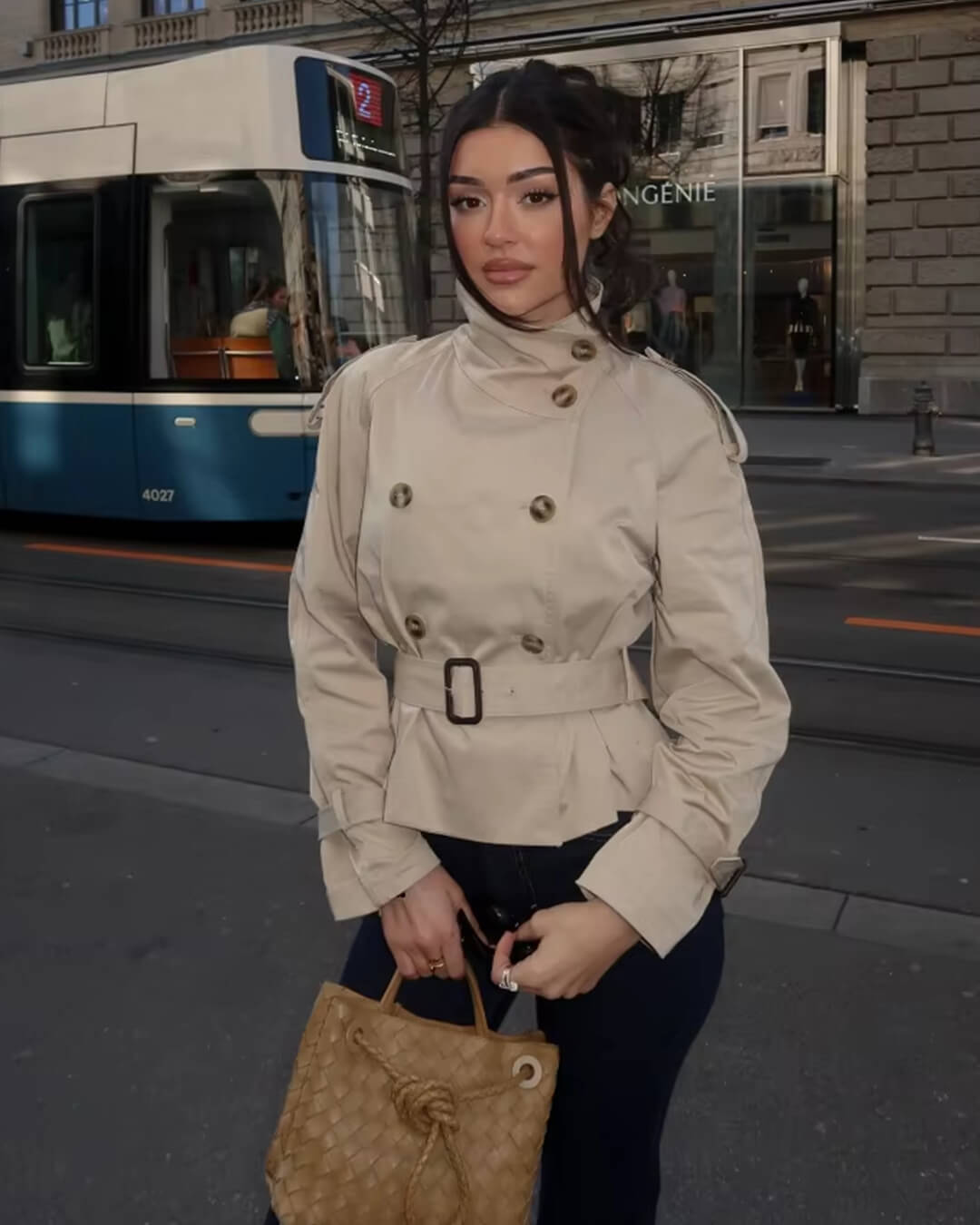 Elise Mode Dames Getailleerde Korte Trenchcoat